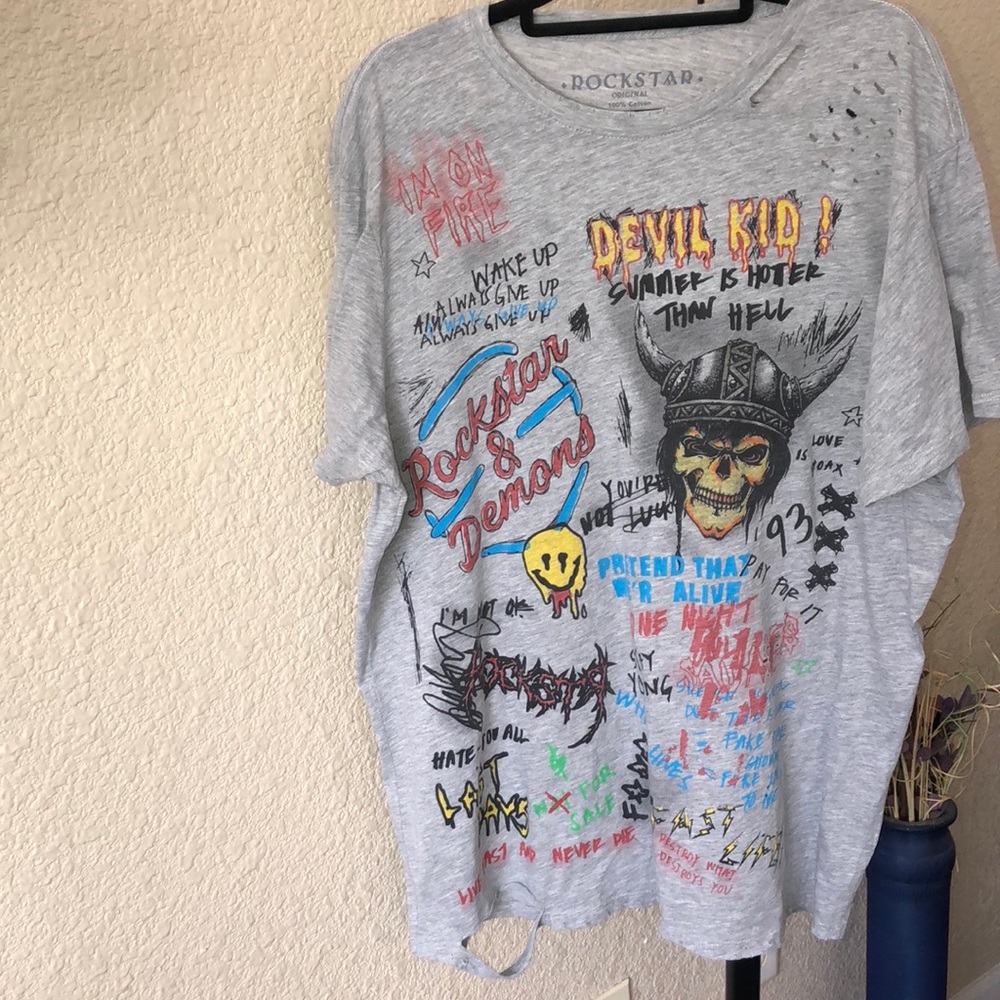 Rockstar Must Have  Mens Tee